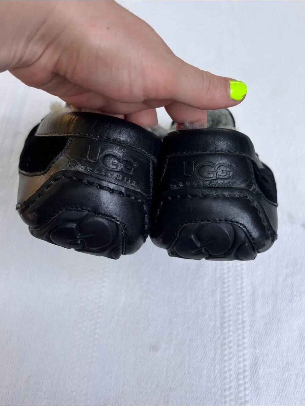 UGG men ascot